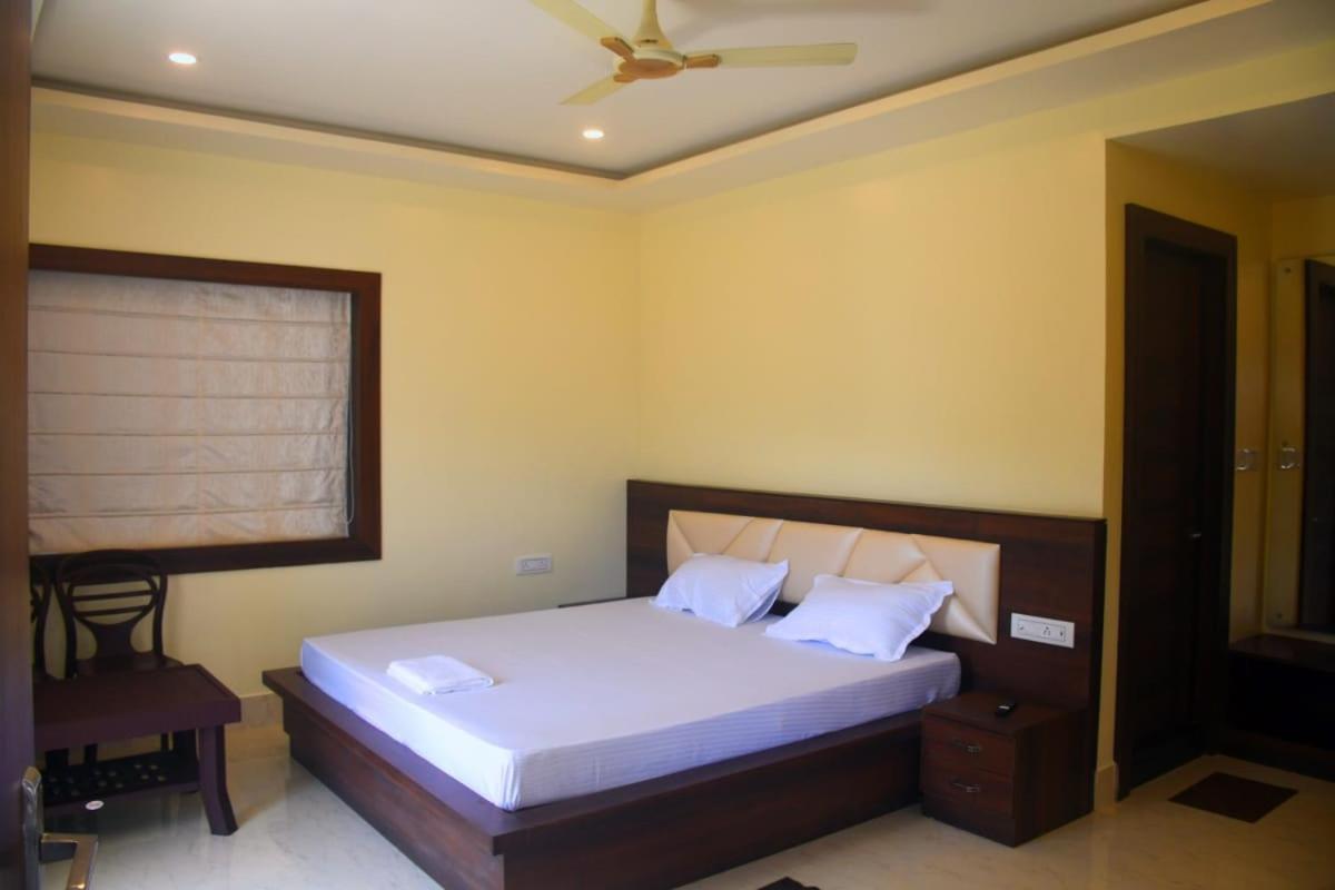 Prince Palace Jhargram Exteriér fotografie